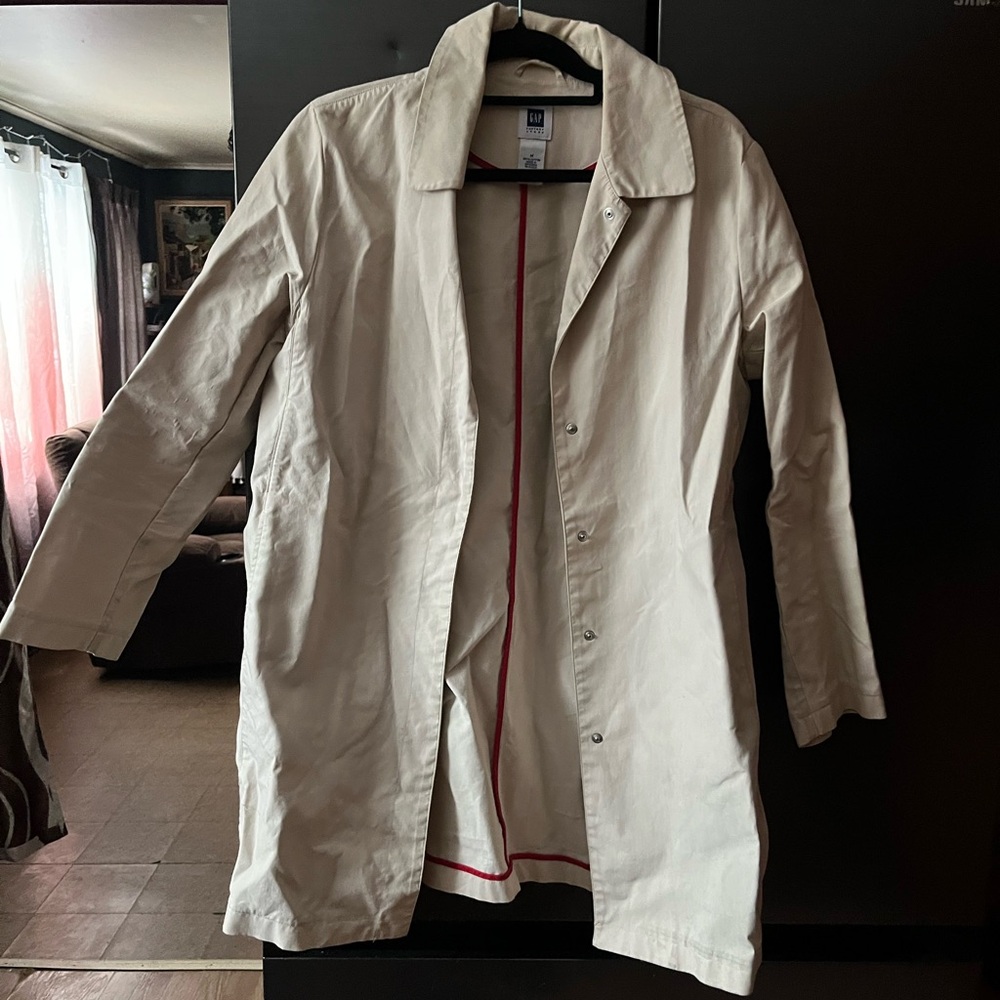 GAP Men's Tan Trench Coat